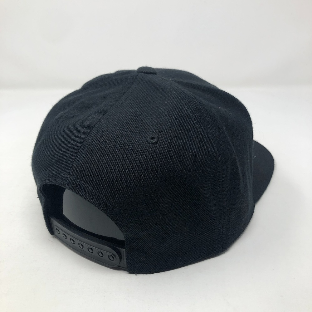Live Fit LVFT Snapback Hat - Picture 4 of 6